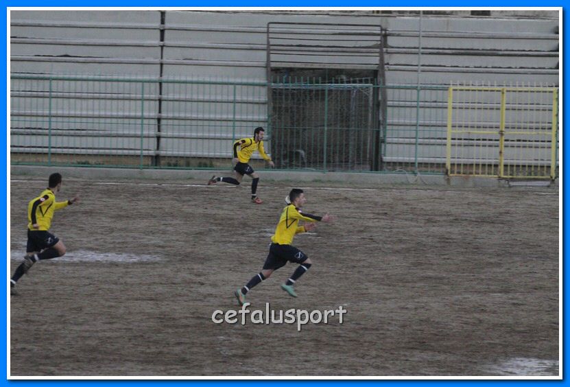 121208 Sacroc 310_tn.jpg